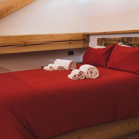 Appartamento Aux Pieds Du Malatra' 1 Saint-Rhemy-En-Bosses Esterno foto