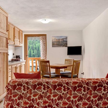 Appartamento Aux Pieds Du Malatra' 1 Saint-Rhemy-En-Bosses Esterno foto
