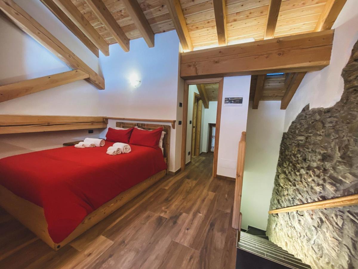 Appartamento Aux Pieds Du Malatra' 1 Saint-Rhemy-En-Bosses Esterno foto